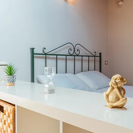 Mansarda Magellano - Parcheggio Auto 페라라