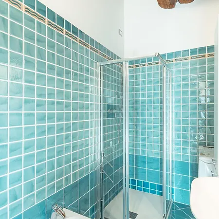 Mansarda Magellano - Parcheggio Auto דירה