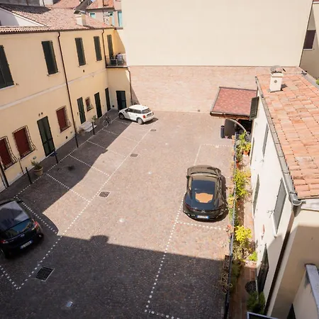 Mansarda Magellano - Car Parking Appartamento Ferrara