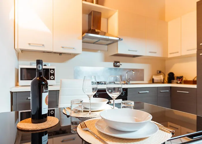 Mansarda Magellano - Parcheggio Auto Daire Ferrara