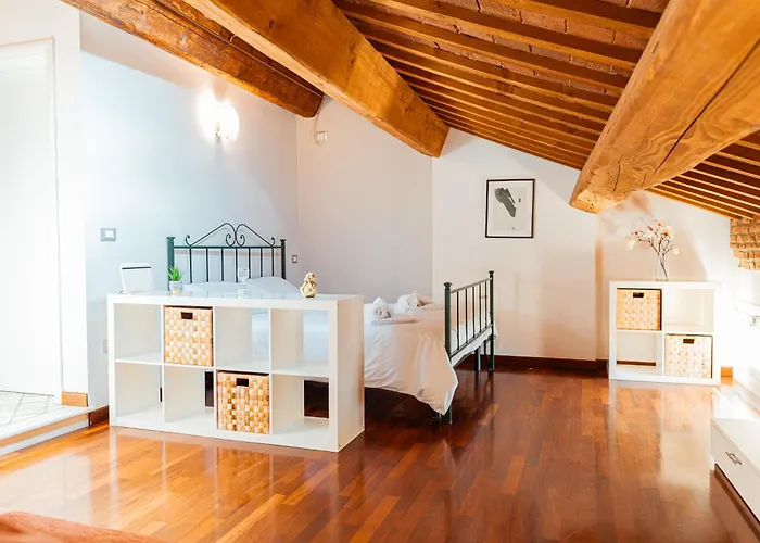 Mansarda Magellano - Parcheggio Auto * Ferrara